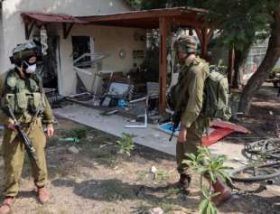 massacro di hamas in un kibbutz israeliano