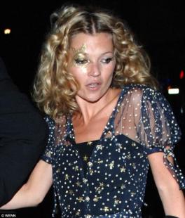 KATE MOSS COMPLEANNO