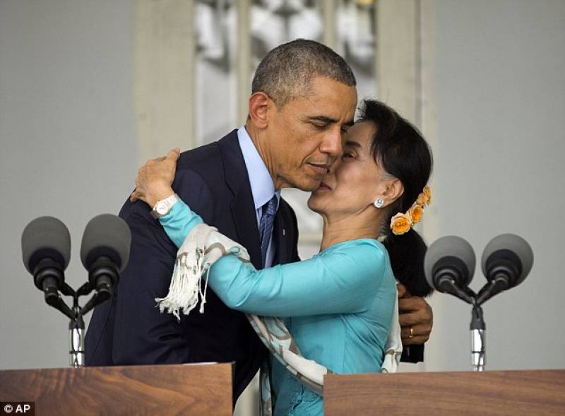 barack obama incontra aung san suu kyi 1