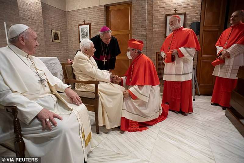 i nuovi cardinali incontrano ratzinger