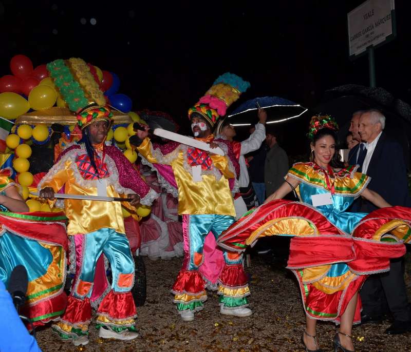 ballerini del carnevale di barranquilla foto di bacco (11)