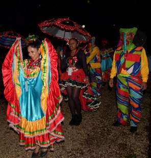 ballerini del carnevale di barranquilla foto di bacco (3)