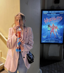 hannah lowther heathers the musical3