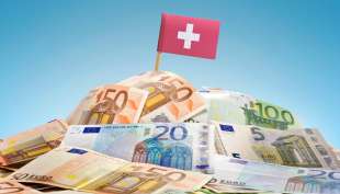 soldi in nero riciclati in svizzera 5
