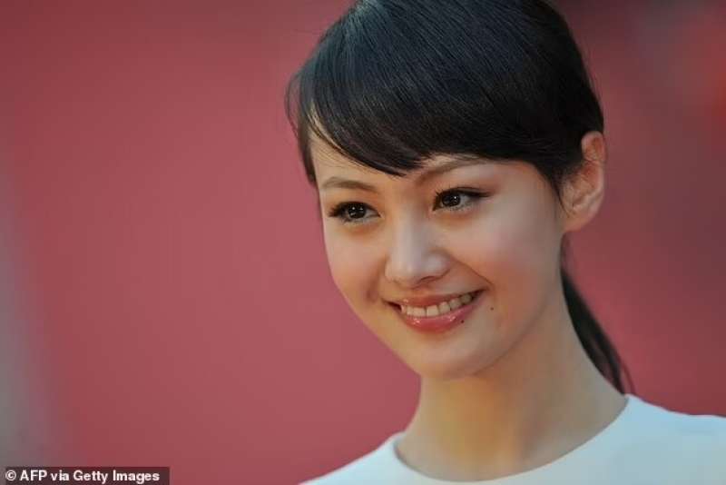 Zheng Shuan, attrice 2