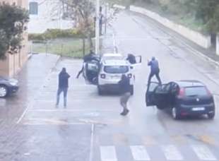 carabinieri sventano rapina a pescara 4
