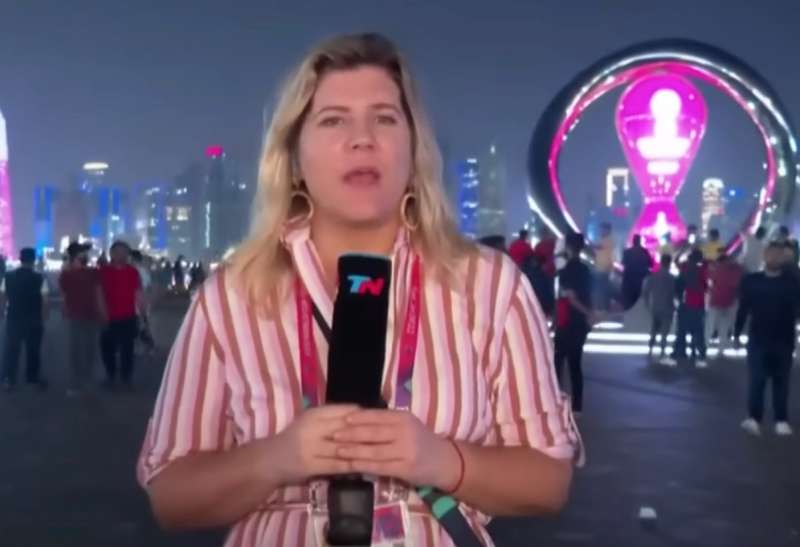 giornalista argentina rapinata in diretta dal qatar 3