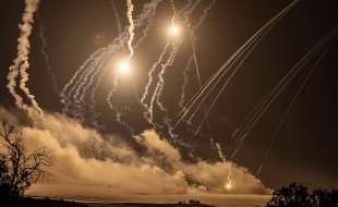 BOMBARDAMENTI ISRAELIANI SU GAZA