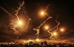 bombardamenti israeliani su gaza