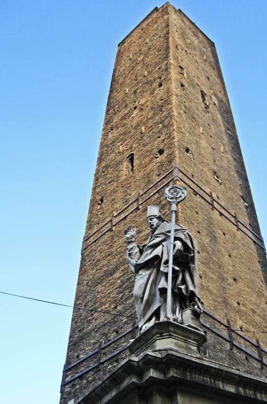 torre garisenda bologna