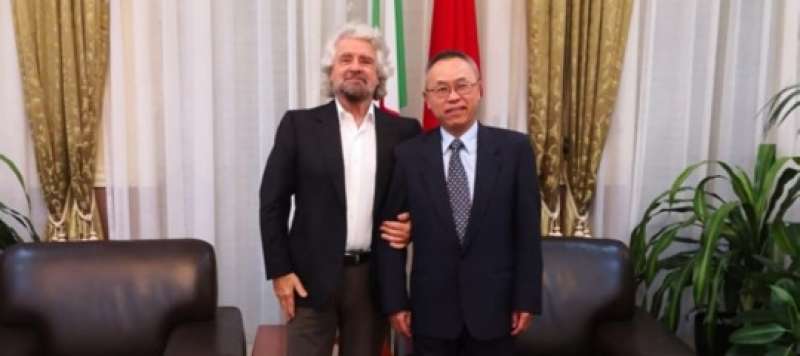 Grillo con ambasciatore cinese in Italia Li Junhua
