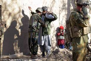 soldati nella provincia dell uruzgan in afghanistan
