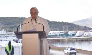 Papa Francesco tra i rifugiati a Lesbo 4