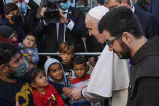 Papa Francesco tra i rifugiati a Lesbo 5