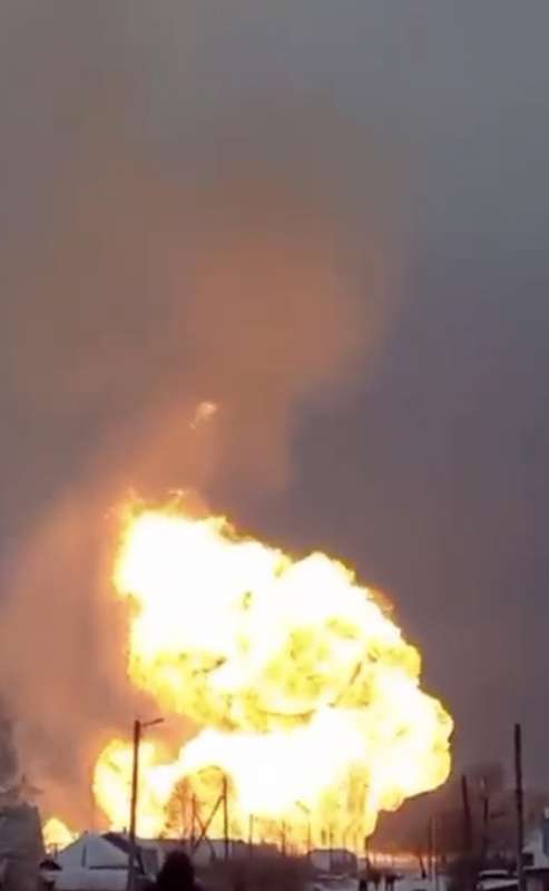esplosione gasdotto urengoi pomary uzhhorod 4