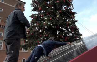 pannelli solari per albero a piazza venezia 4
