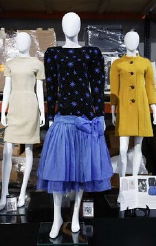 l abito di lady diana venduto per un milione di euro