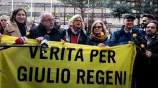 sit-in per giulio regeni davanti al tribunale di roma di piazzale clodio - elly schlein