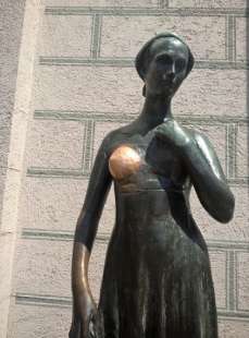statua di giulietta a verona